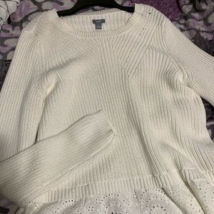 White knit sweater